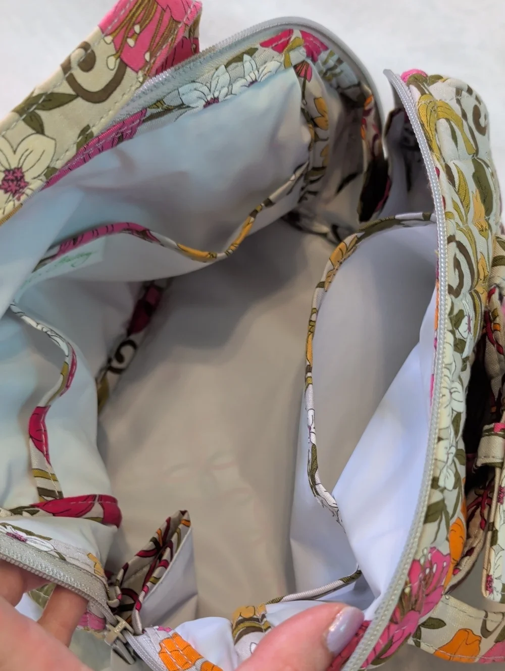 Vera Bradley Floral Quilted Cosmetic Bag Retired Tea Garden Print NEW